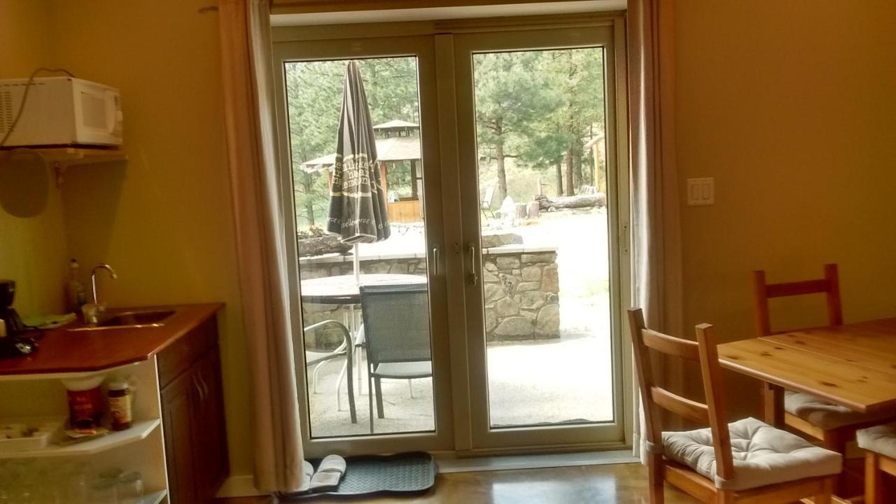 Baergnaescht B&B Osoyoos Extérieur photo